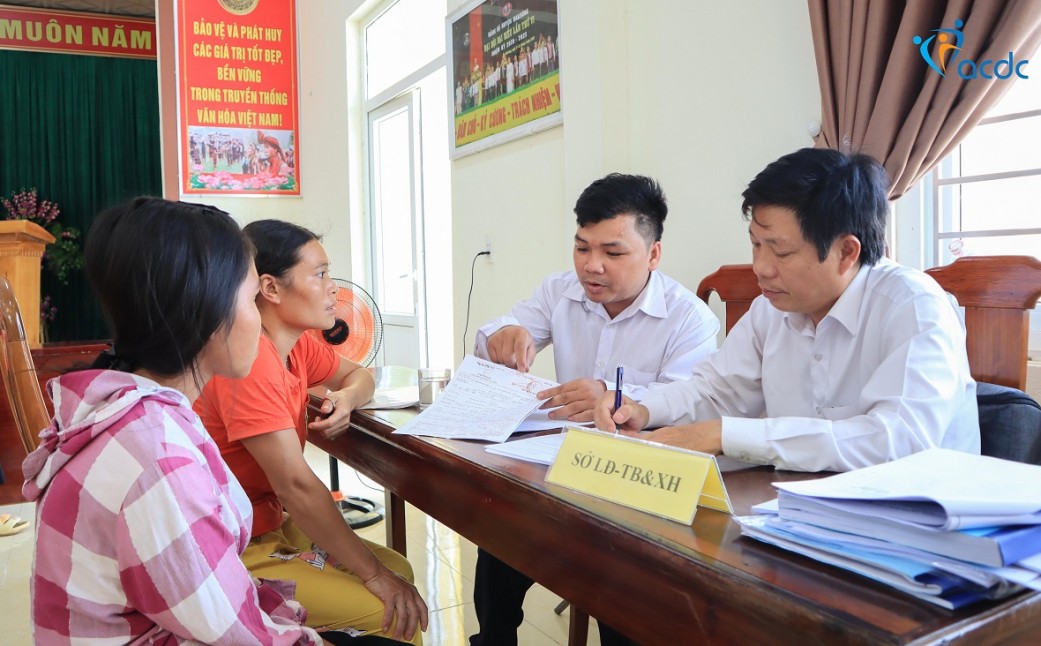 Quảng Trị: Tư vấn pháp luật lưu động cho người khuyết tật tại huyện ĐakRông