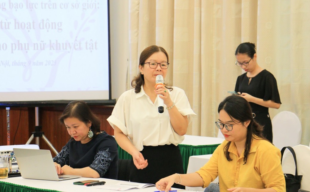 Hà Nội: Tọa đàm các chính sách phòng chống bạo lực đối với phụ nữ và trẻ em khuyết tật