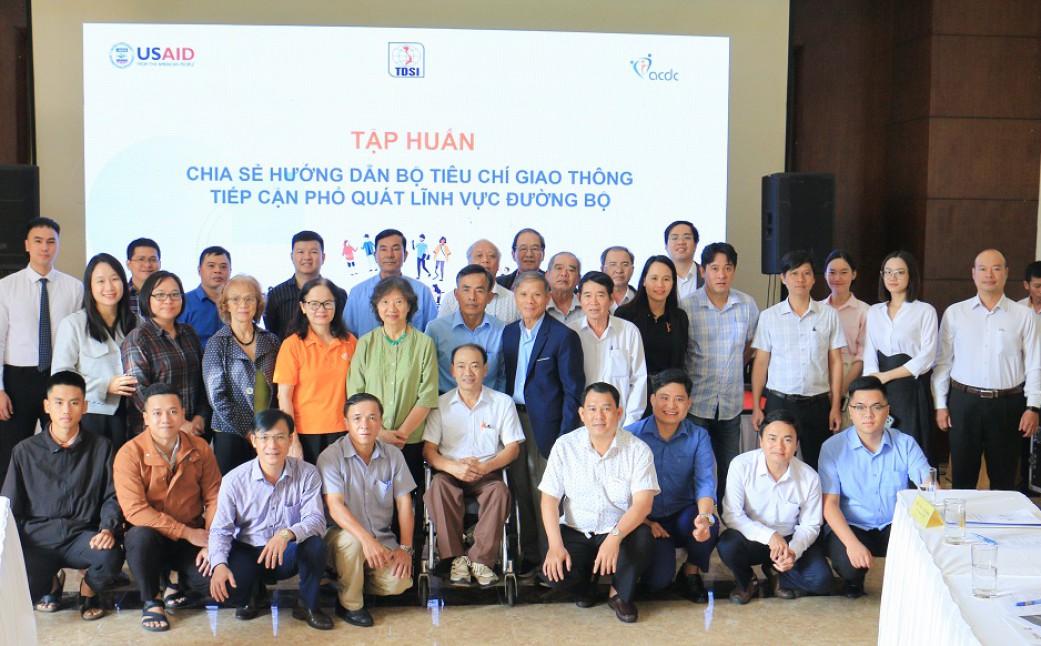 Quảng Trị: Tập huấn chia sẻ hướng dẫn Bộ tiêu chí giao thông tiếp cận phổ quát lĩnh vực đường bộ