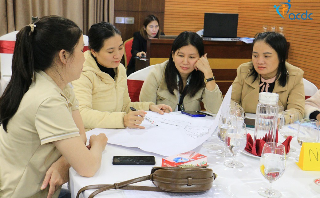Quảng Nam: Hỗ trợ tiếp cận đối với cán bộ công tác xã hội, hội đoàn thể về vấn đề bạo lực giới, giảm bạo lực giới đối với người khuyết tật