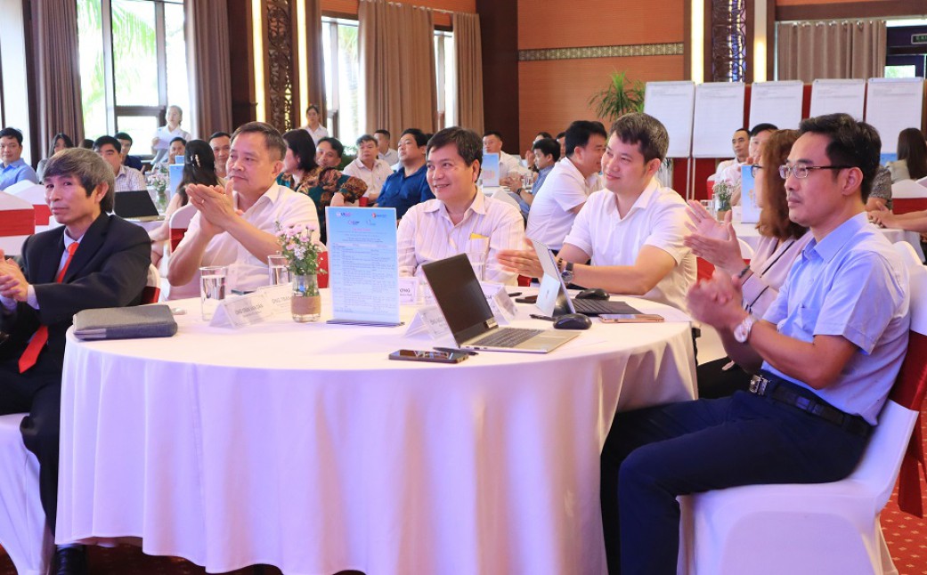 Phục hồi chức năng và chăm sóc tại nhà cho người khuyết tật - Kinh nghiệm và giải pháp