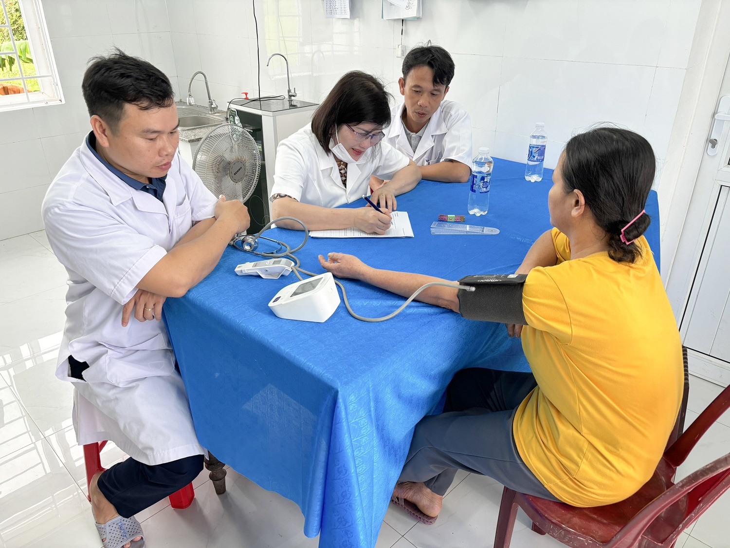 ACDC tuyển đơn vị cung cấp dịch vụ trang thiết bị, dụng cụ luyện tập sinh hoạt hàng ngày cơ bản cho các điểm trạm y tế xã